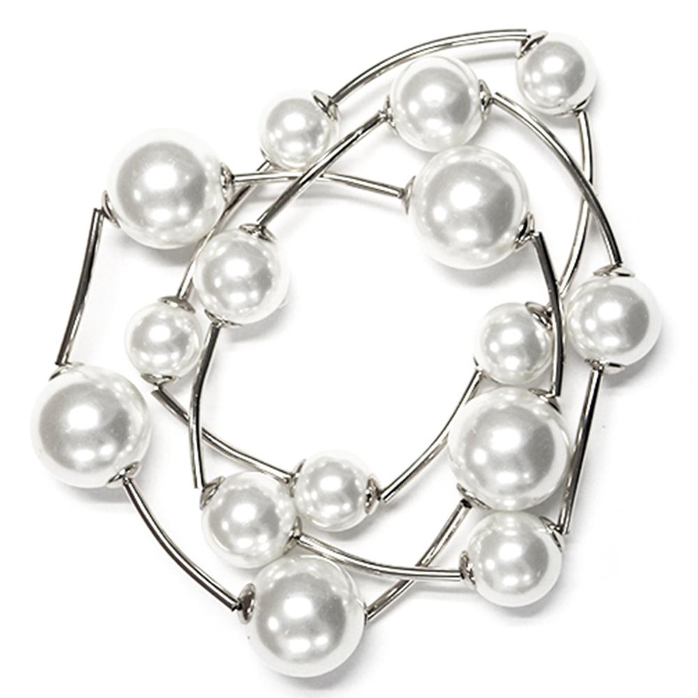 Sculptured Pearl Loop Bracelet
