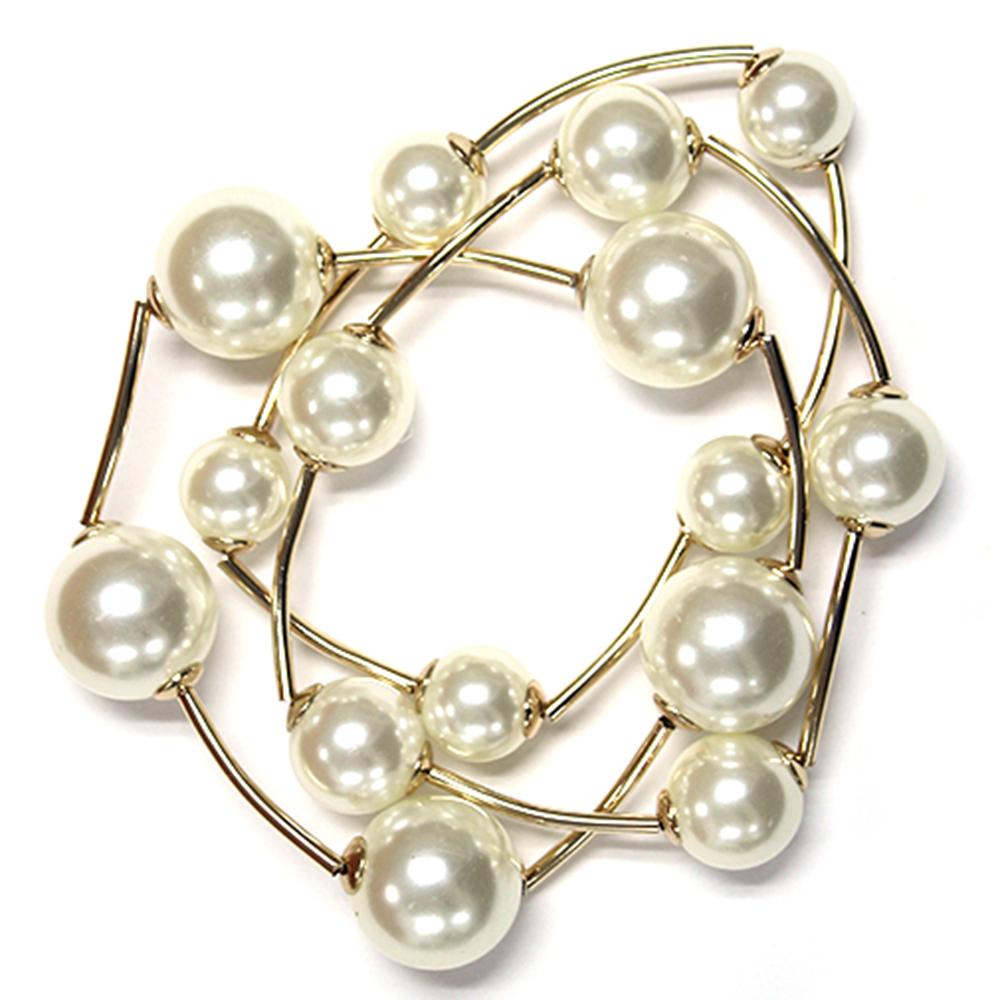 Sculptured Pearl Loop Bracelet